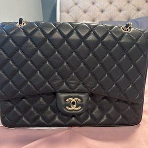 Beautiful Black Quilted bag